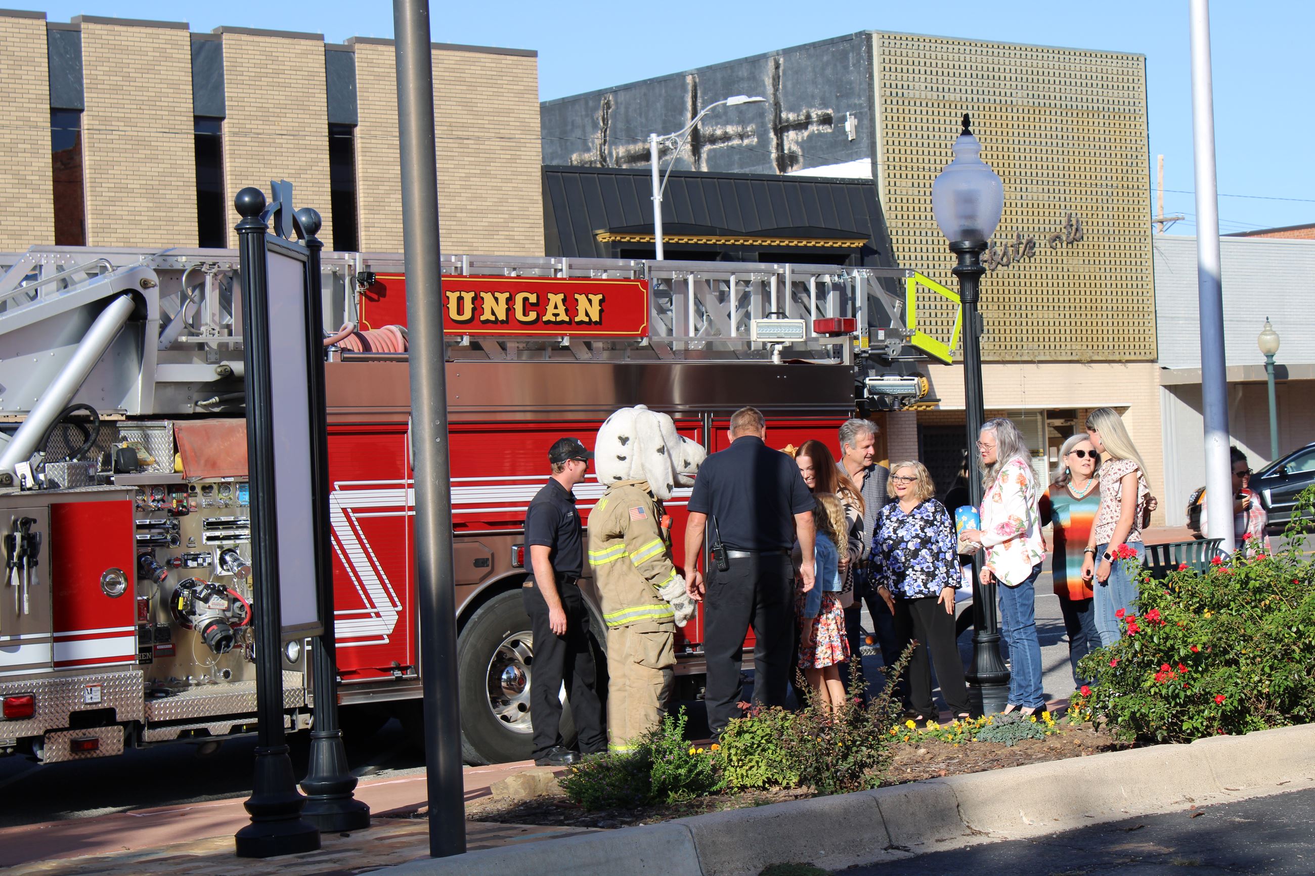 Extras, firefighters and Sparky