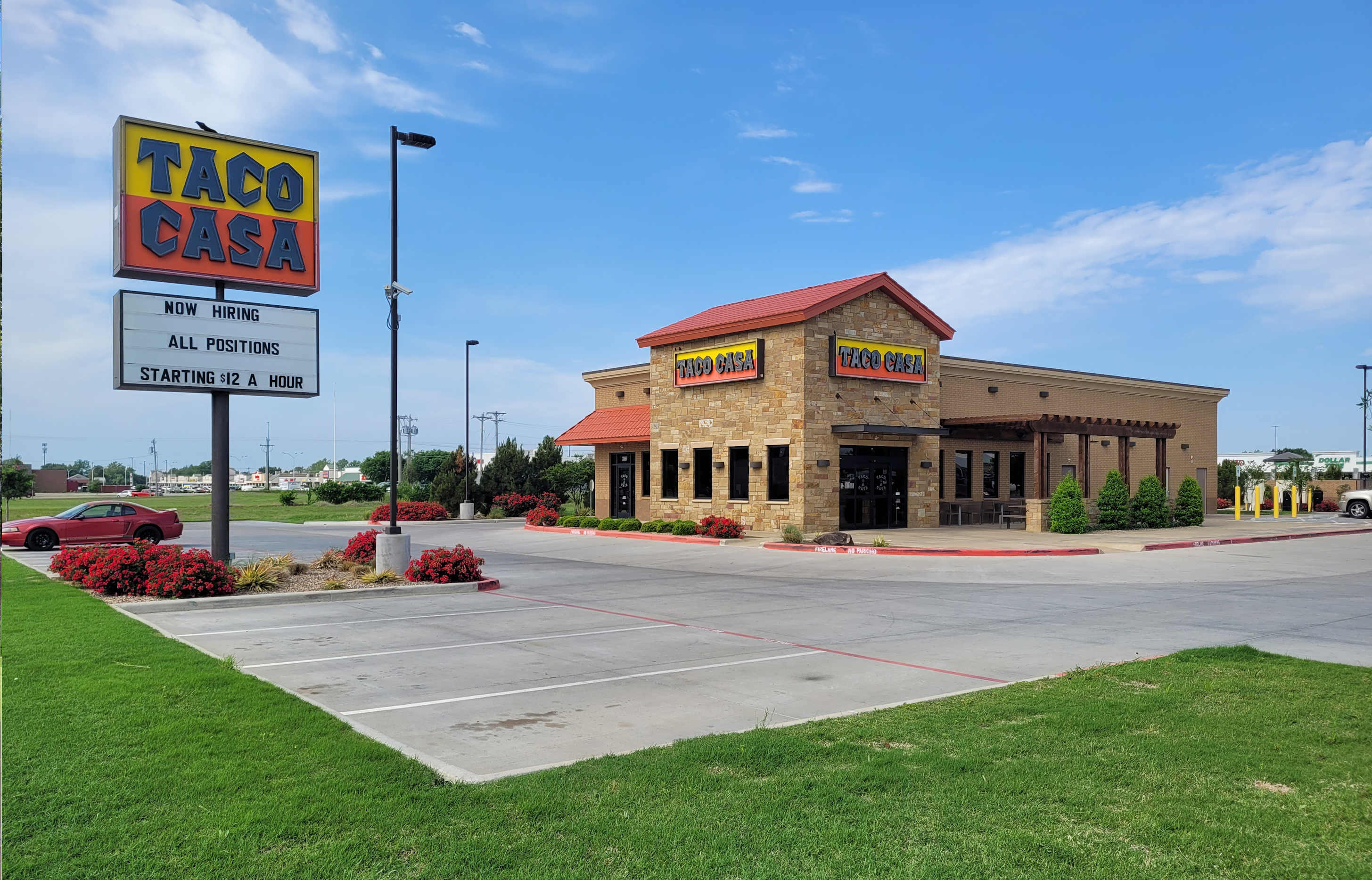 Commercial Yard of the Month - May 2022 Taco Casa.jpg